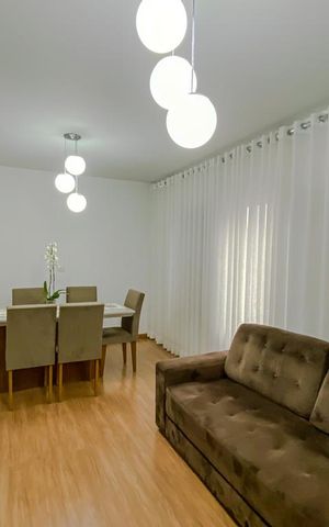 Casa à venda com 120m², 2 quartos e 4 vagasSala