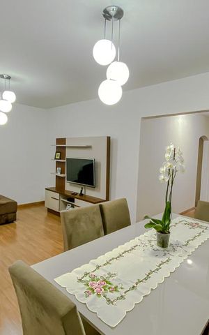 Casa à venda com 120m², 2 quartos e 4 vagasSala