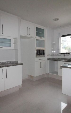 Apartamento à venda com 128m², 3 quartos e 5 vagasCozinha
