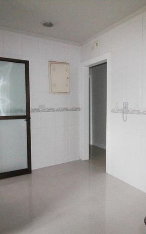 Apartamento à venda com 128m², 3 quartos e 5 vagasCozinha