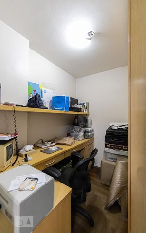 Apartamento para alugar com 140m², 3 quartos e 2 vagas Apartamento para alugar com 140m², 3 quartos e 2 vagasQuarto de Serviço (Escritório)