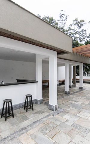 Apartamento para alugar com 140m², 3 quartos e 2 vagas Apartamento para alugar com 140m², 3 quartos e 2 vagasÁrea comum - Churrasqueira