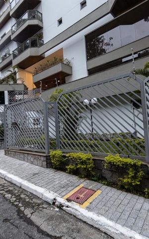 Apartamento para alugar com 140m², 3 quartos e 2 vagas Apartamento para alugar com 140m², 3 quartos e 2 vagasFachada