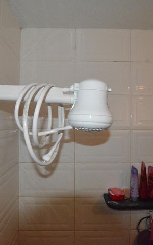 Apartamento à venda com 90m², 3 quartos e 1 vagaBanheiro Social- chuveiro