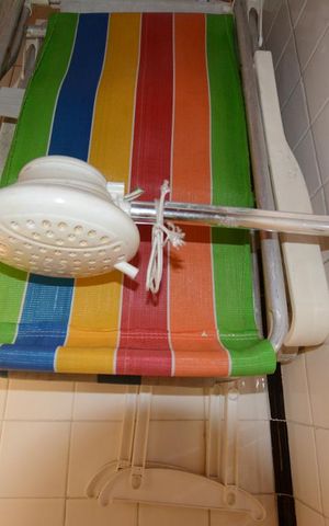 Apartamento à venda com 90m², 3 quartos e 1 vagaBanheiro de Serviço- chuveiro