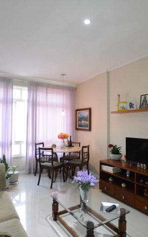 Apartamento à venda com 90m², 3 quartos e 1 vagaSala