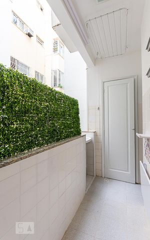 Apartamento para alugar com 82m², 2 quartos e sem vagaÁrea de Serviço