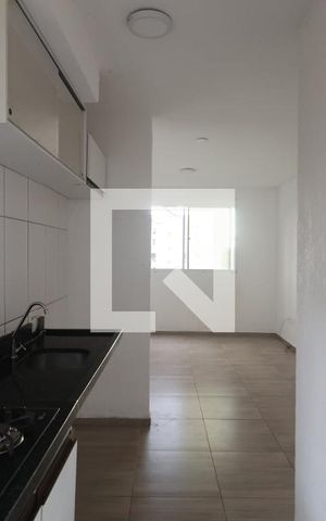Apartamento à venda com 41m², 2 quartos e 1 vagaCozinha e Área de Serviço