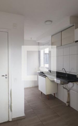 Apartamento à venda com 41m², 2 quartos e 1 vagaCozinha e Área de Serviço