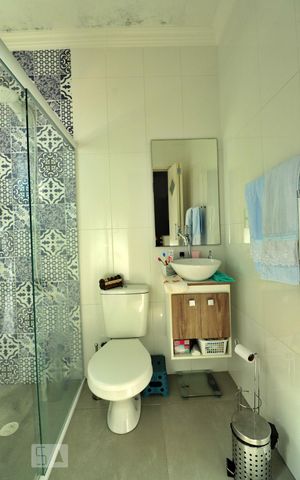 Casa à venda com 152m², 3 quartos e 1 vagaBanheiro da Suíte