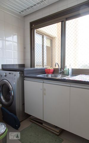 Apartamento para alugar com 130m², 2 quartos e 2 vagasÁrea de Serviço