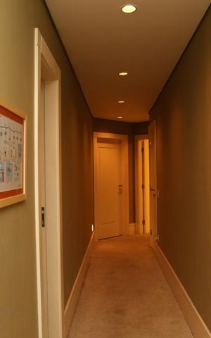 Apartamento à venda com 302m², 3 quartos e 4 vagasCorredor