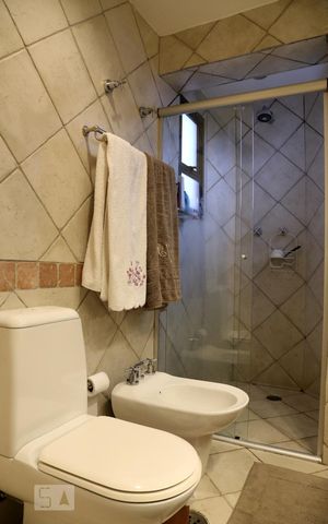Apartamento à venda com 302m², 3 quartos e 4 vagasBanheiro da Suíte 3