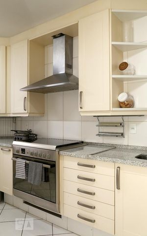 Apartamento à venda com 302m², 3 quartos e 4 vagasCozinha - Armários