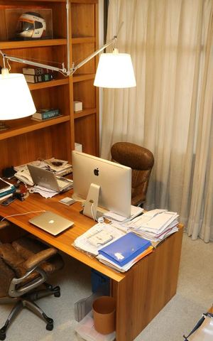 Apartamento à venda com 302m², 3 quartos e 4 vagasEscritório