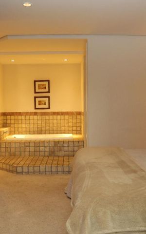 Apartamento à venda com 302m², 3 quartos e 4 vagasSuíte 3