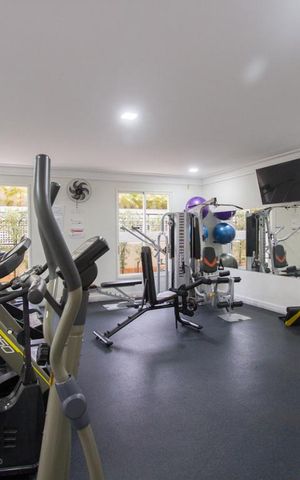 Apartamento à venda com 99m², 3 quartos e 2 vagasAcademia