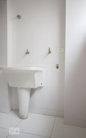Apartamento à venda com 74m², 2 quartos e 1 vagaÁrea de Serviço