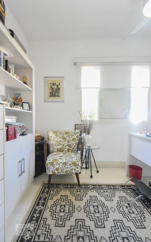 Casa à venda com 190m², 4 quartos e 2 vagasQuarto 03