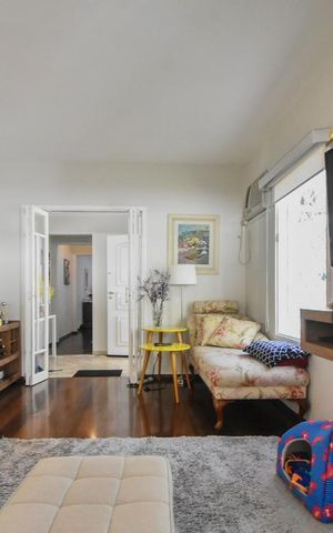 Casa à venda com 190m², 4 quartos e 2 vagasSala de Estar