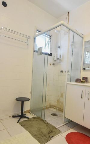 Casa à venda com 190m², 4 quartos e 2 vagasBanheiro Suíte 01