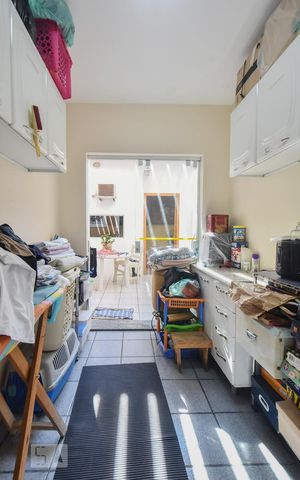Casa à venda com 190m², 4 quartos e 2 vagasÁrea de Serviços