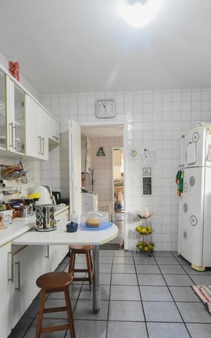 Casa à venda com 190m², 4 quartos e 2 vagasCozinha