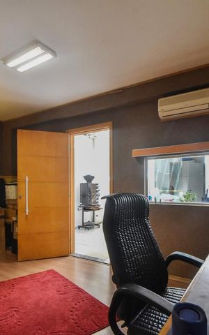 Casa à venda com 190m², 4 quartos e 2 vagasHome Office