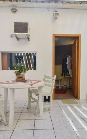 Casa à venda com 190m², 4 quartos e 2 vagasÁrea de Externa com churrasqueira