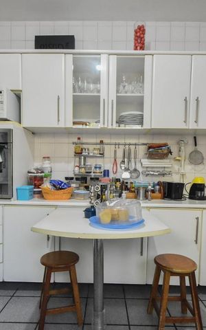 Casa à venda com 190m², 4 quartos e 2 vagasCozinha