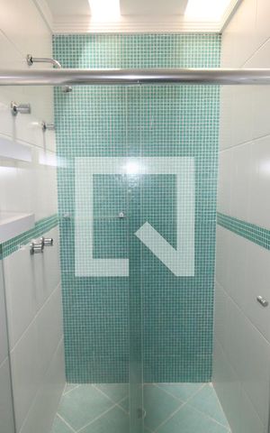 Casa de condomínio para alugar com 238m², 3 quartos e 4 vagasBanheiro 2
