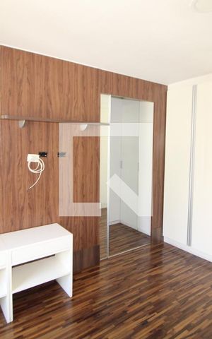Casa de condomínio para alugar com 238m², 3 quartos e 4 vagasQuarto 3