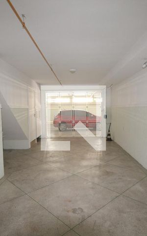 Casa de condomínio para alugar com 238m², 3 quartos e 4 vagasGaragem