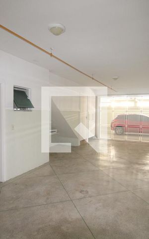 Casa de condomínio para alugar com 238m², 3 quartos e 4 vagasGaragem