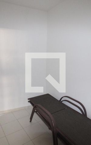 Casa de condomínio para alugar com 238m², 3 quartos e 4 vagasQuarto de Serviço