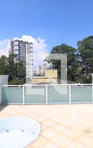 Casa de condomínio para alugar com 238m², 3 quartos e 4 vagasÁrea de Lazer