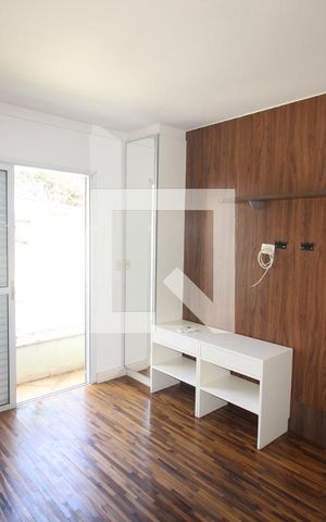 Casa de condomínio para alugar com 238m², 3 quartos e 4 vagasQuarto 3