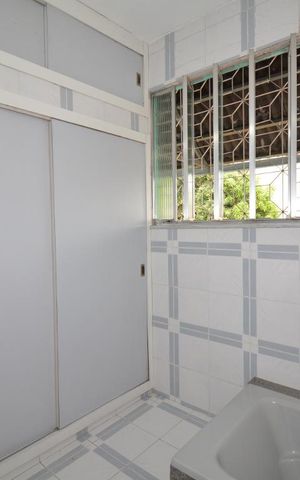 Casa à venda com 240m², 4 quartos e 2 vagasBanheiro da Suíte 1 do Segundo Piso