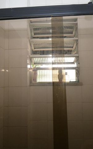 Casa à venda com 240m², 4 quartos e 2 vagasBanheiro da Suíte 2 do Segundo Piso