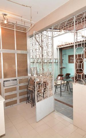 Casa à venda com 240m², 4 quartos e 2 vagasÁrea de Serviço
