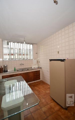Casa à venda com 240m², 4 quartos e 2 vagasCozinha