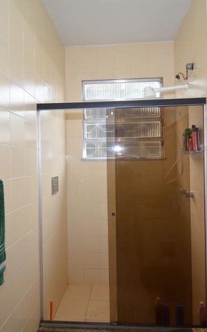 Casa à venda com 240m², 4 quartos e 2 vagasBanheiro Social do Primeiro Piso