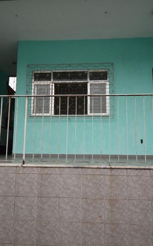 Casa à venda com 240m², 4 quartos e 2 vagasFachada