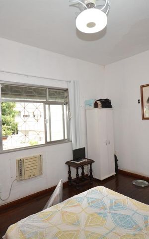 Casa à venda com 240m², 4 quartos e 2 vagasSuíte 1 do Segundo Piso
