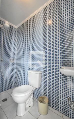 Casa à venda com 160m², 3 quartos e 1 vagaBanheiro de Serviços