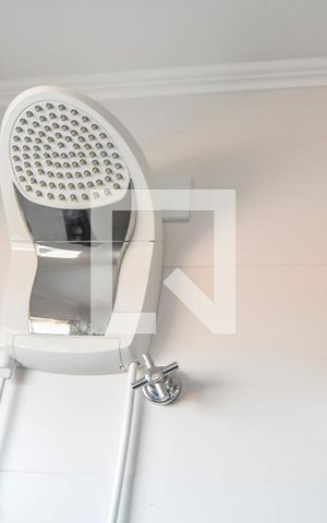 Casa à venda com 160m², 3 quartos e 1 vagaBanheiro 02