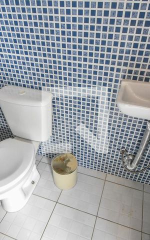 Casa à venda com 160m², 3 quartos e 1 vagaBanheiro de Serviços