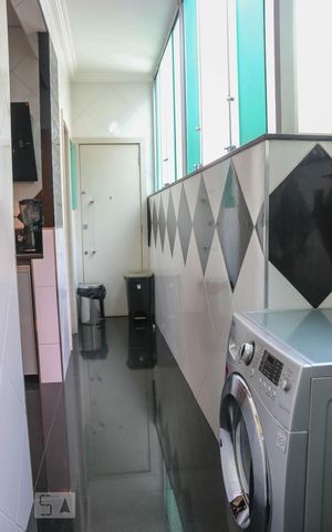 Apartamento à venda com 110m², 4 quartos e 2 vagas Apartamento à venda com 110m², 4 quartos e 2 vagasÁrea de Serviço