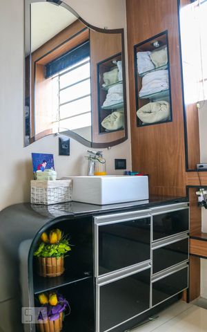 Apartamento à venda com 110m², 4 quartos e 2 vagas Apartamento à venda com 110m², 4 quartos e 2 vagasBanheiro Social