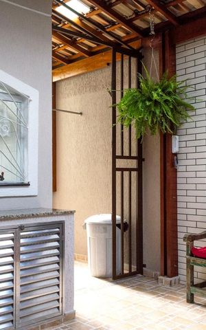Casa à venda com 125m², 3 quartos e 2 vagasÁrea Externa